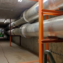 Bild der Heizrohre in den Tunneln unter dem Campus