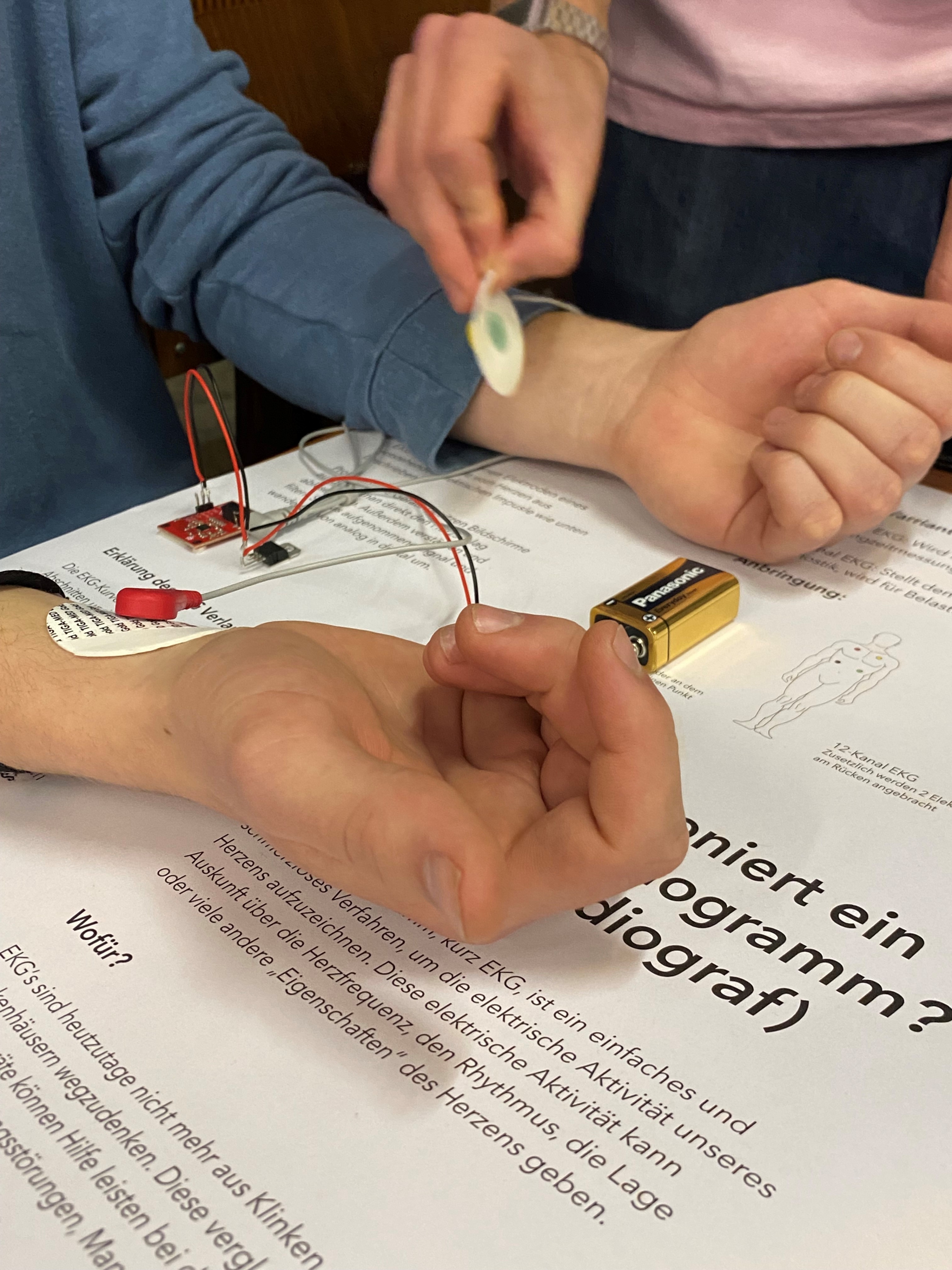 Expo der Studierenden vom Projekt MedTechBio 2024